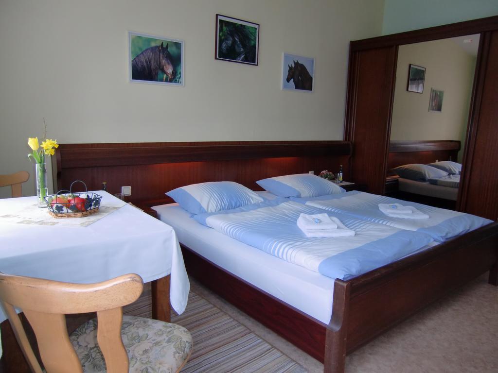 Pension Rosenhof Görlitz Esterno foto